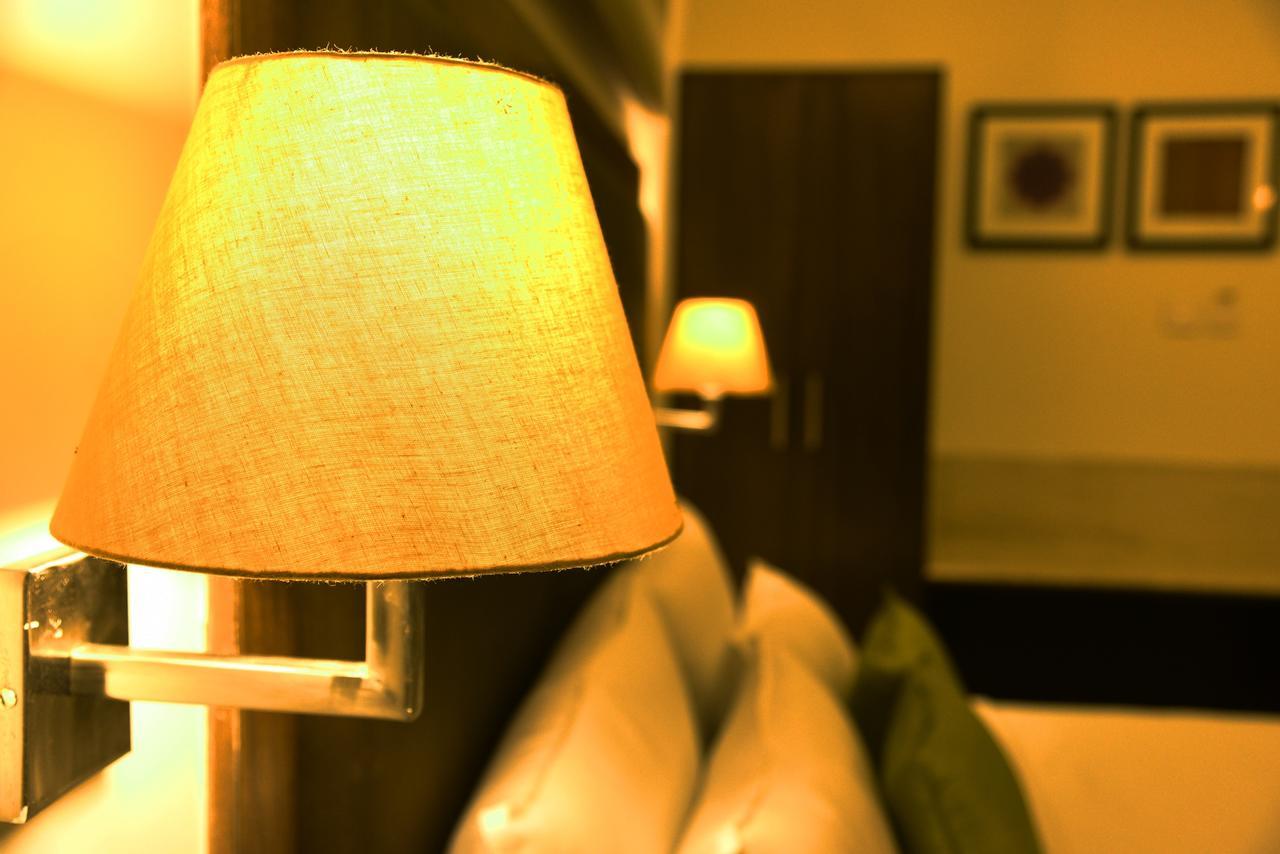 Hotel Rameswaram Grand エクステリア 写真