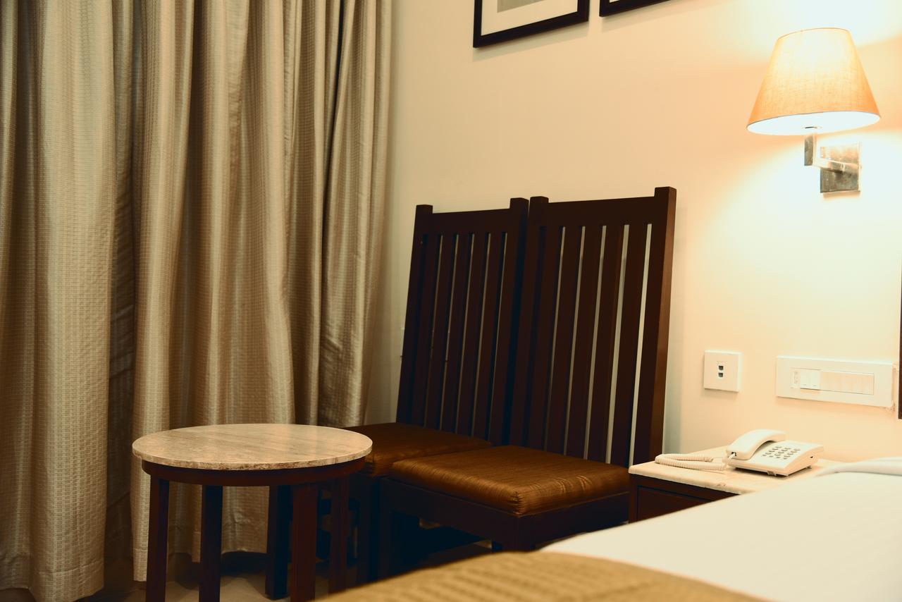 Hotel Rameswaram Grand エクステリア 写真
